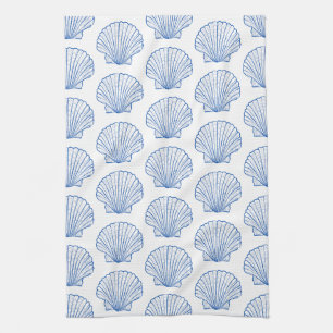 Coastal Blue und White Scallop Seashell Geschirrtuch