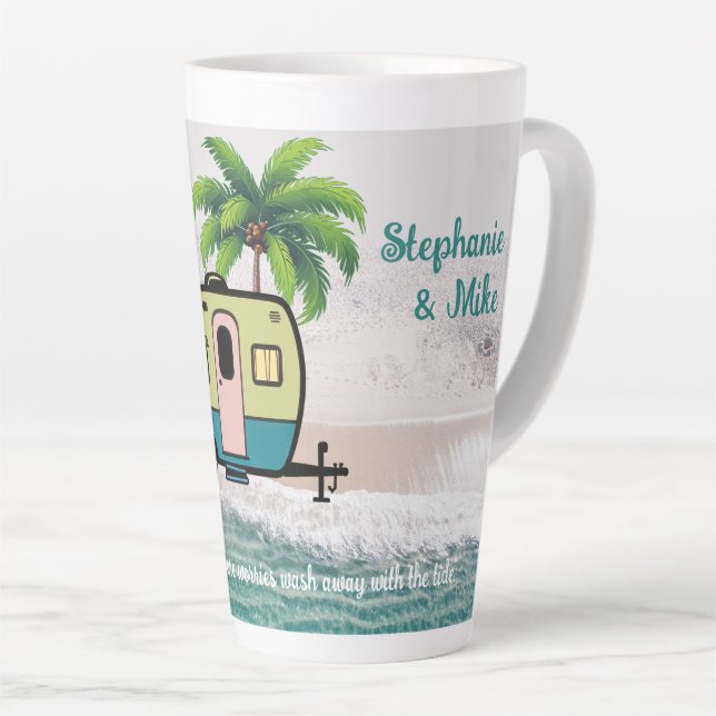 Coastal Camping Retro Trailer Personalized Milchtasse (Rechte Ecke)