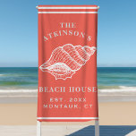 Coastal Conch Muschel Beach House Familienname Cor Strandtuch<br><div class="desc">Coastal Conch Muschel Beach House Familienname Coral Beach Handtuch. Personalisieren Sie dieses individuelle Design mit Ihrem eigenen Familiennamen,  Jahr etabliert,  Stadt und Staat. Die perfekten Badetücher für Ihr Familienseehaus,  Ihre Hütte oder Ihr Strandhaus.</div>