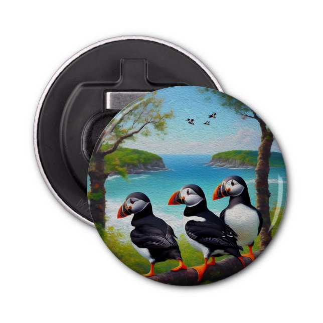 Coastal Trio: Drei Puffins am Strand in Oils Flaschenöffner (Vorderseite)