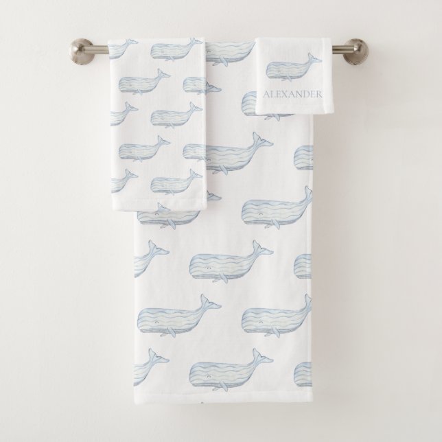 Coastal Watercolor Blue Whale Personalisiert Badhandtuch Set (Insitu)