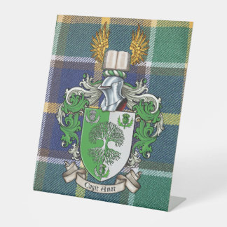 Coat of arms/Joyce Family Association Sockelschild