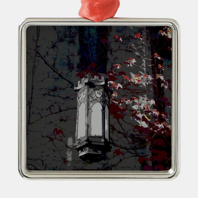 Cobb Hall Lampe mit kastanienbraunem Efeu Silbernes Ornament (Vorne)