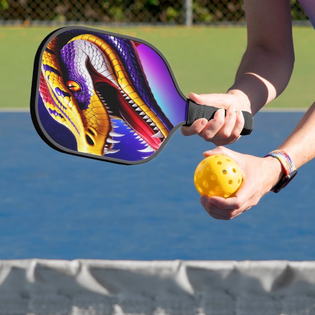 Cobra-lila, lebhafte, weiße und gelbe Waage Pickleball Schläger (InSitu)