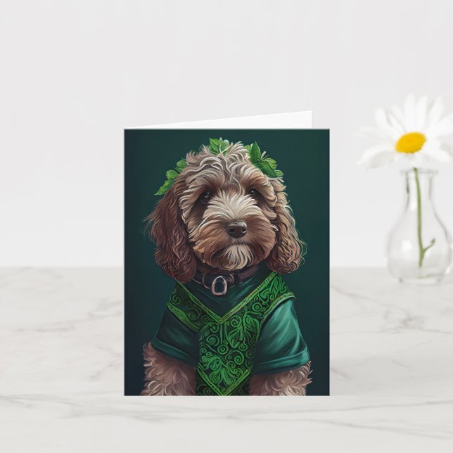 Cockapoo Hund in St. Patrick's Day Dress Karte (Kleine Pflanze)
