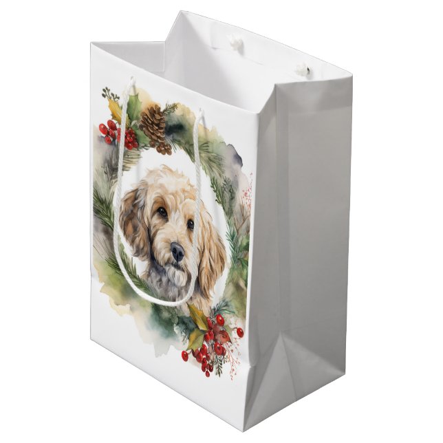Cockapoo Weihnachtsfeier Festliche Jungfrau Mittlere Geschenktüte (Vorderseite Schrägansicht)