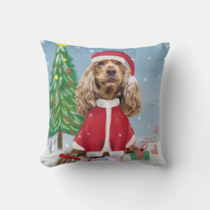 Cocker Spaniel Hund im Schnee mit Weihnachtsgesche Kissen
