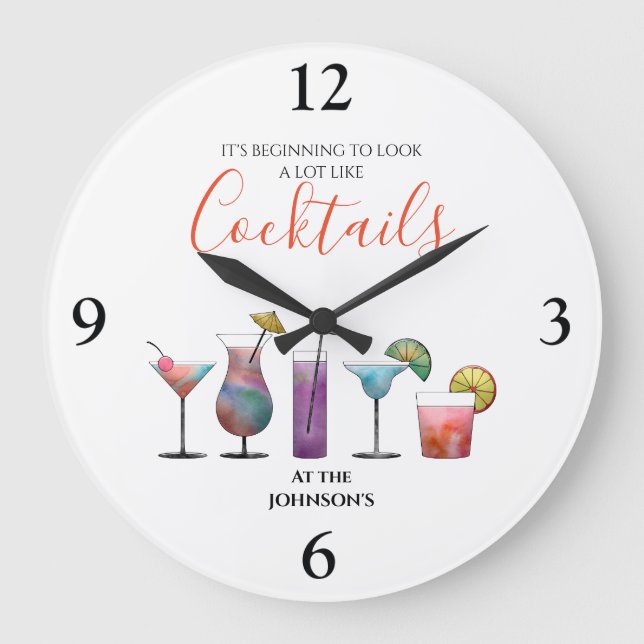 Cocktails mit personalisiertem Namen Große Wanduhr (Vorderseite)
