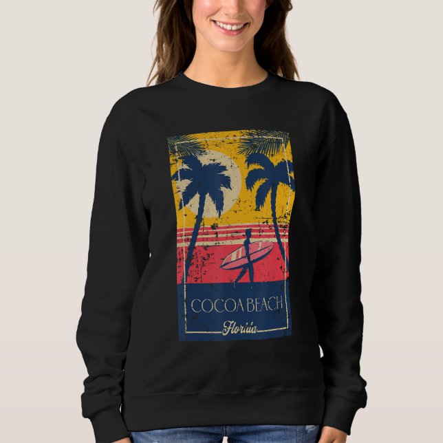 Cocoa Beach Florida Retro Surfer Distressed Design Sweatshirt (Vorderseite)
