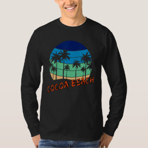 Cocoa Beach Retro Vintages Sunset Beach Design T-Shirt
