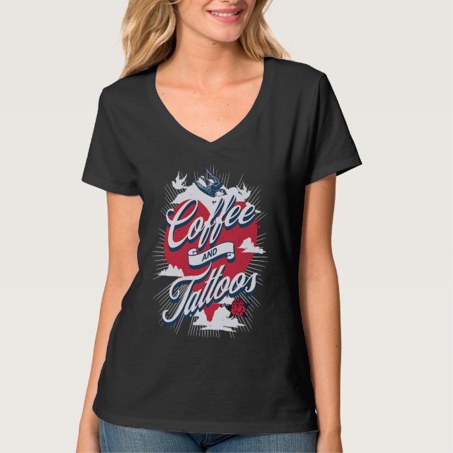 Coffee and Tattoos  Tattoo  Humor Coffee Addict T-Shirt (Vorderseite)