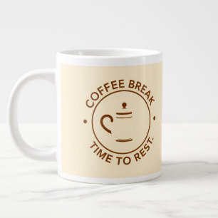 Coffeepause-Logo auf beigem Hintergrund Jumbo-Tasse