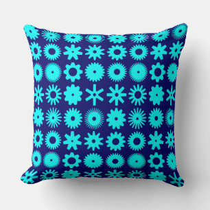 Cogs - Cyan on Deep Navy Kissen