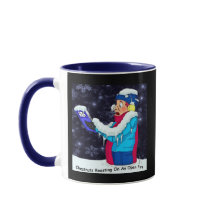 Cold Christmas Caroler Tasse