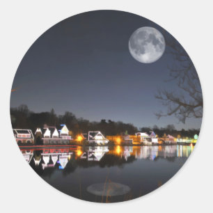 Cold Winter's Night on Boathouse Row Runder Aufkleber