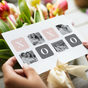 Collage Couple Foto & Pastel Pink & Gray XOXO Feiertagspostkarte