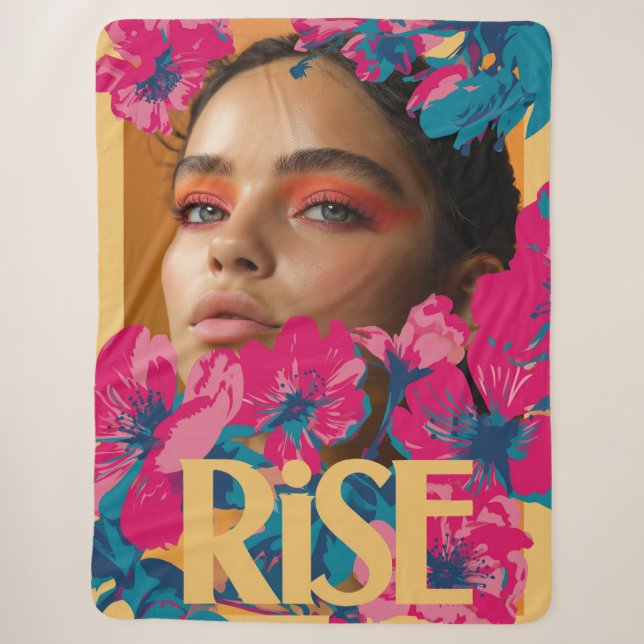 Collage einer Frau mit lebendigen Blumen Sherpadecke (Vorderseite)