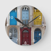Collage of bunt front doors