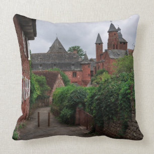 Collonges-La-Rouge, das rote Dorf-Wurfskissen Kissen