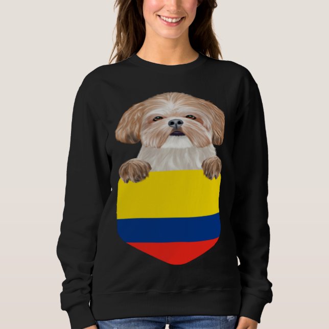Colombia Flag Shih Tzu Dog In Pocket Sweatshirt (Vorderseite)