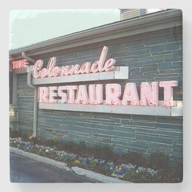 Colonnade Atlanta, Colonnade, Colonnade Steinuntersetzer (Vorderseite)