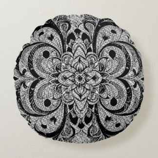 Color Symphony Mandala – Bold Psychedelic Floral Rundes Kissen