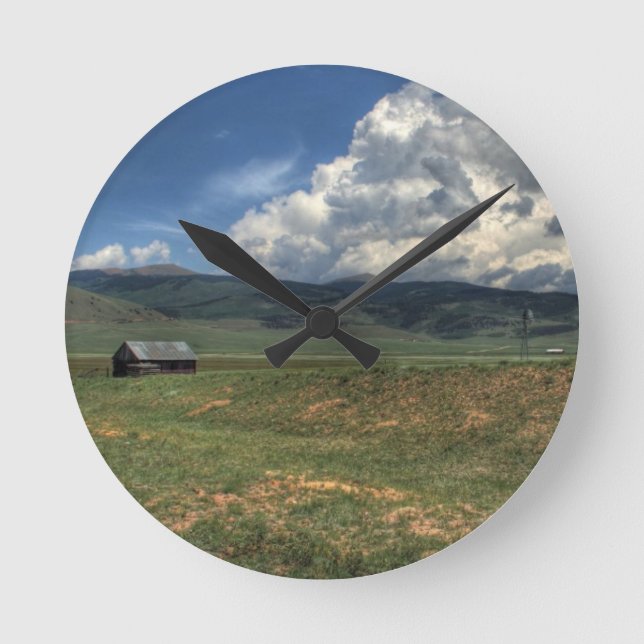 Colorado Farm Runde Wanduhr (Vorderseite)