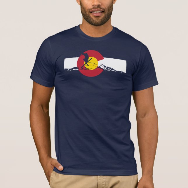 Colorado-Flaggen-T - Shirt - Skier - felsige Berge (Vorderseite)