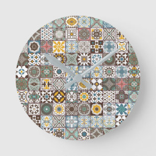 Colored Moroccan tile Runde Wanduhr