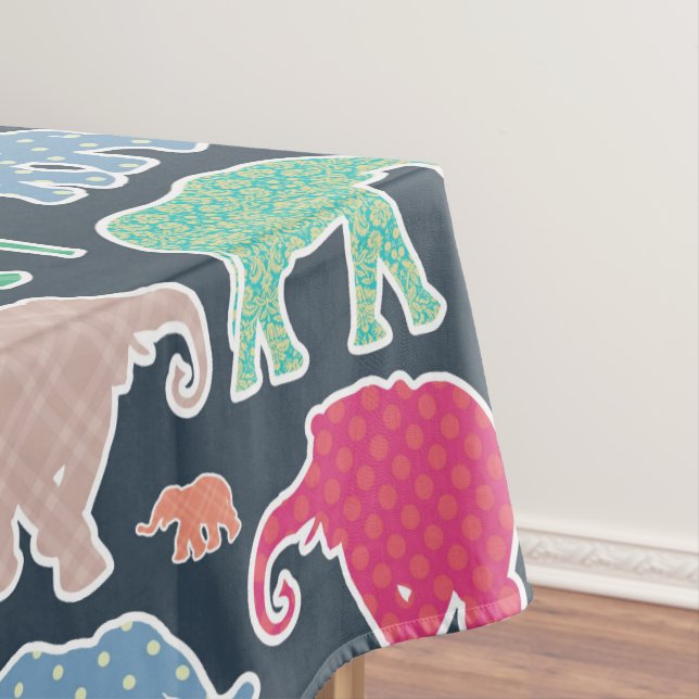 Colorful Elephants, Pattern Of Elephants, Zigzag Tischdecke (Beispiel)