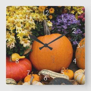 Colorful fall decorative pumpkin display quadratische wanduhr