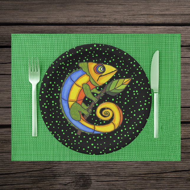 Colorful Fun Lizard Branch Dots Pappteller (Brightly coloured fantasy lizard leaf on stick on black with green polka dots paper party plates.)