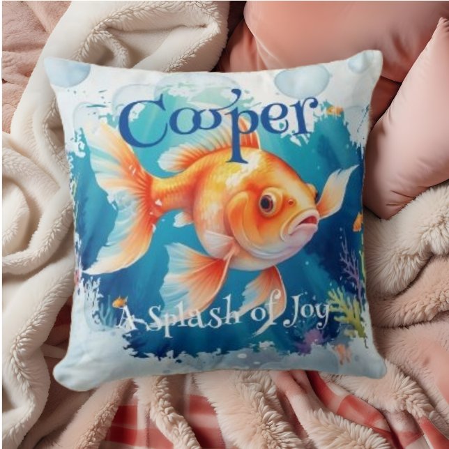 Colorful Funny Goldenfish Pet Fans  Kissen (Celebrate your love for pet goldfish with our Colorful Funny Goldfish Pet Fans Throw Pillow.)