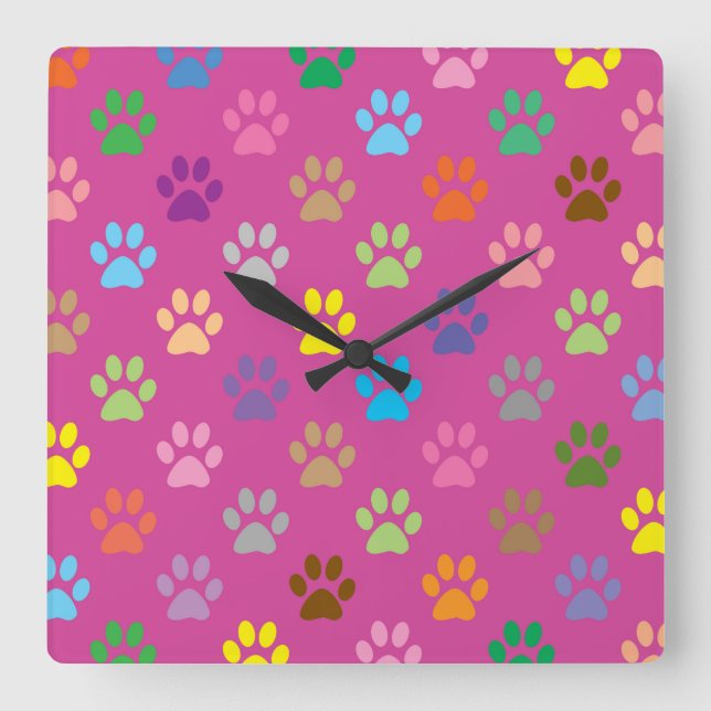Colorful paw prints pattern  quadratische wanduhr (Vorderseite)