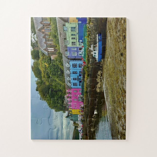 Colorful Portree Harbor | Isle of Skye Puzzle (Vertikal)