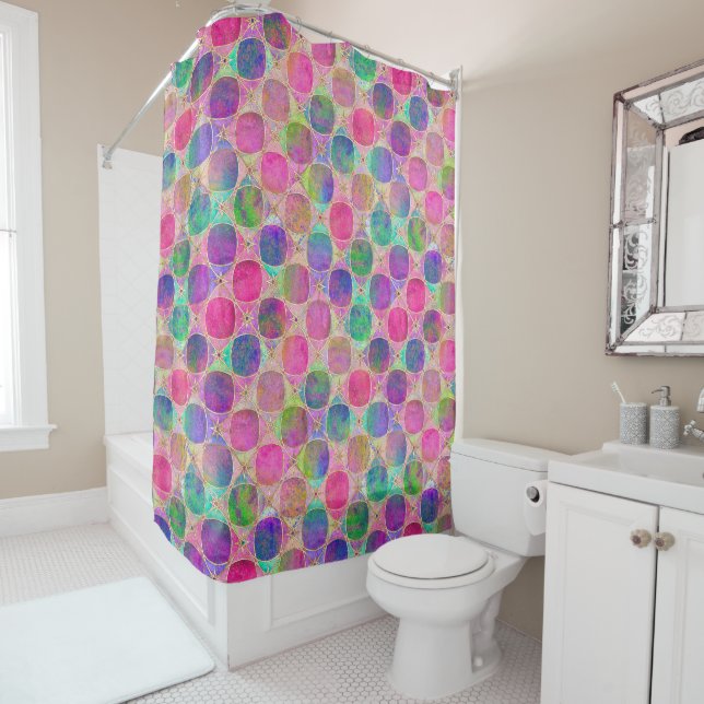 Colorful Retro Circle Pattern with Golden Details Duschvorhang (Beispiel)