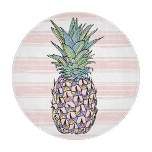 Colorful vintage pineapple illustration. schneidebrett