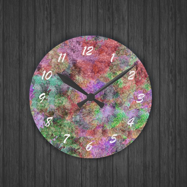 Colorful Water Color Runde Wanduhr (Abstract design mix of misty pretty colours in pink, green, purple, and yellow on round wall clock.)