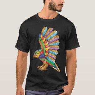 Colorida aguila mexicana volando estilo alebrijes T-Shirt