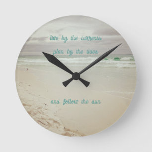 Colour Beach Life Wisdom Runde Wanduhr