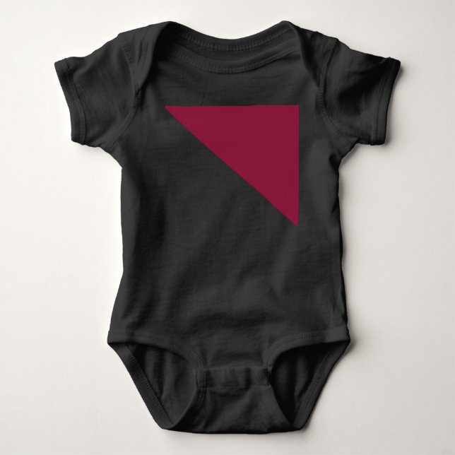 Colour Block Baby Bodysuit (Schwarz & Berry Red) Strampler (Vorderseite)