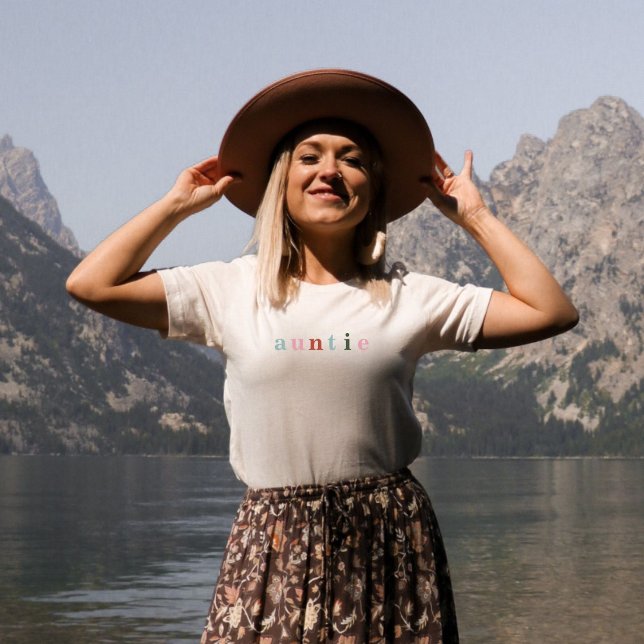 Colourful Auntie Aunt Newborn Baby Family T-shirt (Von Creator hochgeladen)