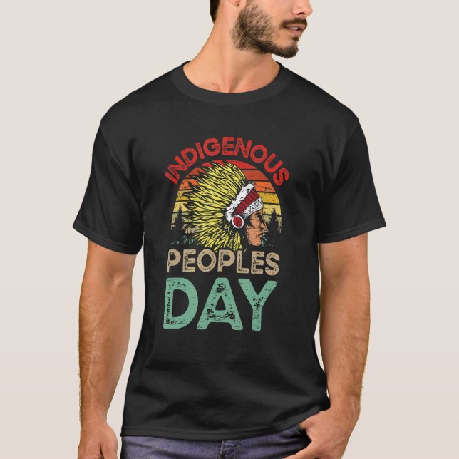 Columbus American Regalia Stamm Ethnic Pride T-Shirt (Vorderseite)