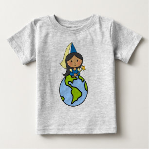 Comic-Clip-Art-Süße Prinzessin auf dem Gipfel der  Baby T-shirt