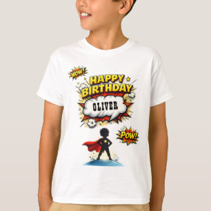 Comic-Stil-Superhelden-Jungen-Name Geburtstag T-Shirt