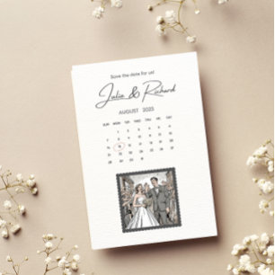Comic Style Couple Zeichnend Save the Date Einladung