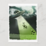 Comical UFO Cow Abduction Postkarte<br><div class="desc">Eine komische Abbildung einer Kuh,  die von einem UFO entführt wird</div>