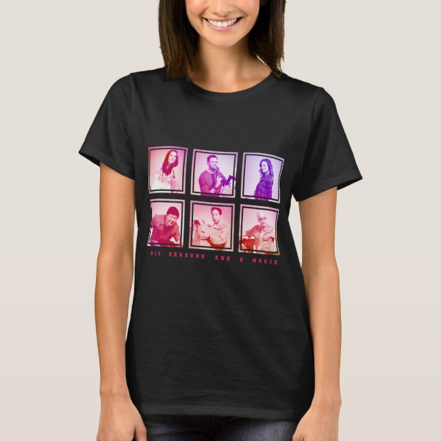 Community: Wir sind zurück! T-Shirt (Vorderseite)