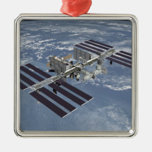 Computererzeugte Ansicht 27 Silbernes Ornament