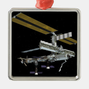 Computererzeugte Ansicht Silbernes Ornament